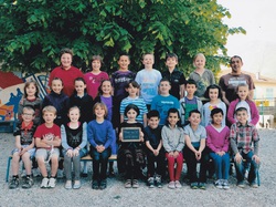 2012-2013 Classe de CE1 CE2 <a style='color: #fff;' href='/uploaded/photo/photos-de-classe-56ae32fd39089.jpg'>(Télécharger)</a>